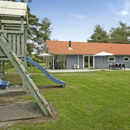 Prázdninový dům Heraldina - 800m From The Sea By Interhome Bøtø By
